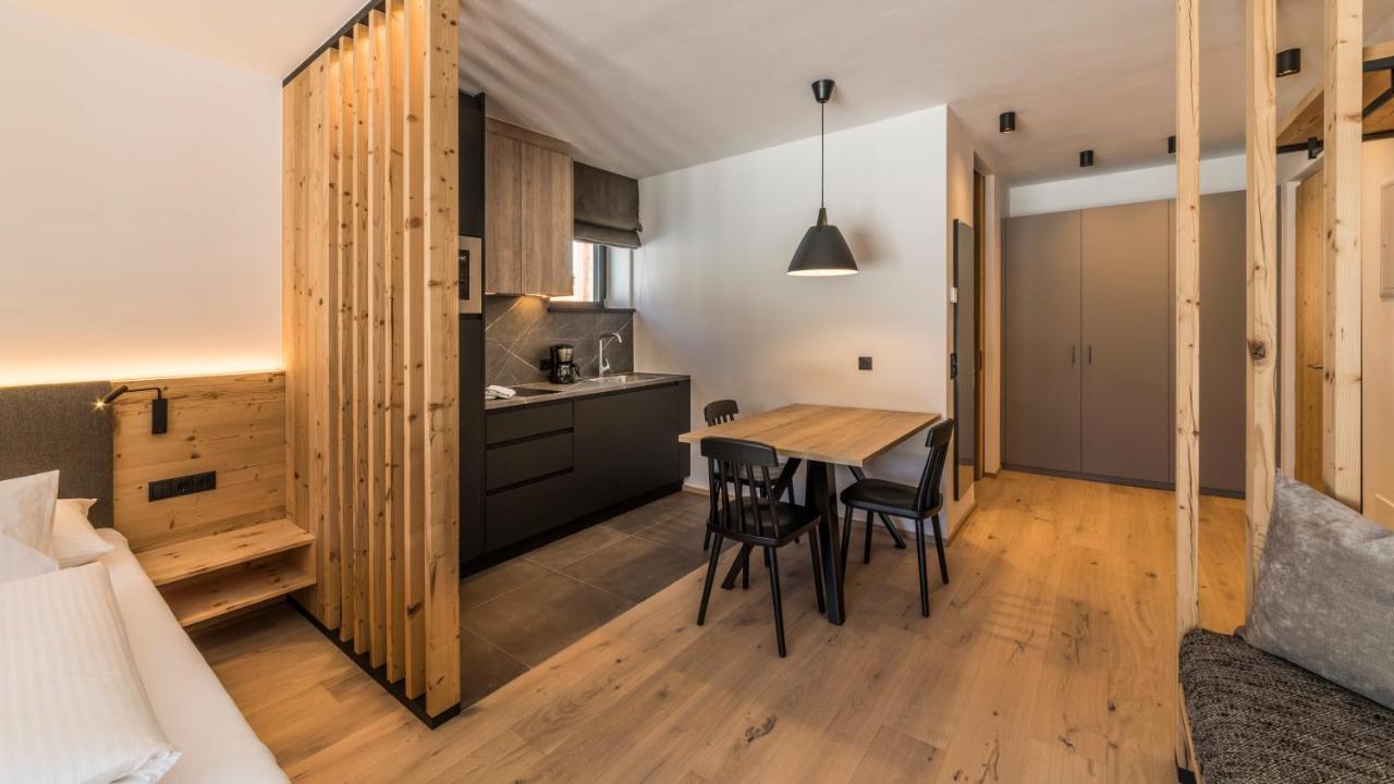 Im Wiesengrund Apartments セスト エクステリア 写真
