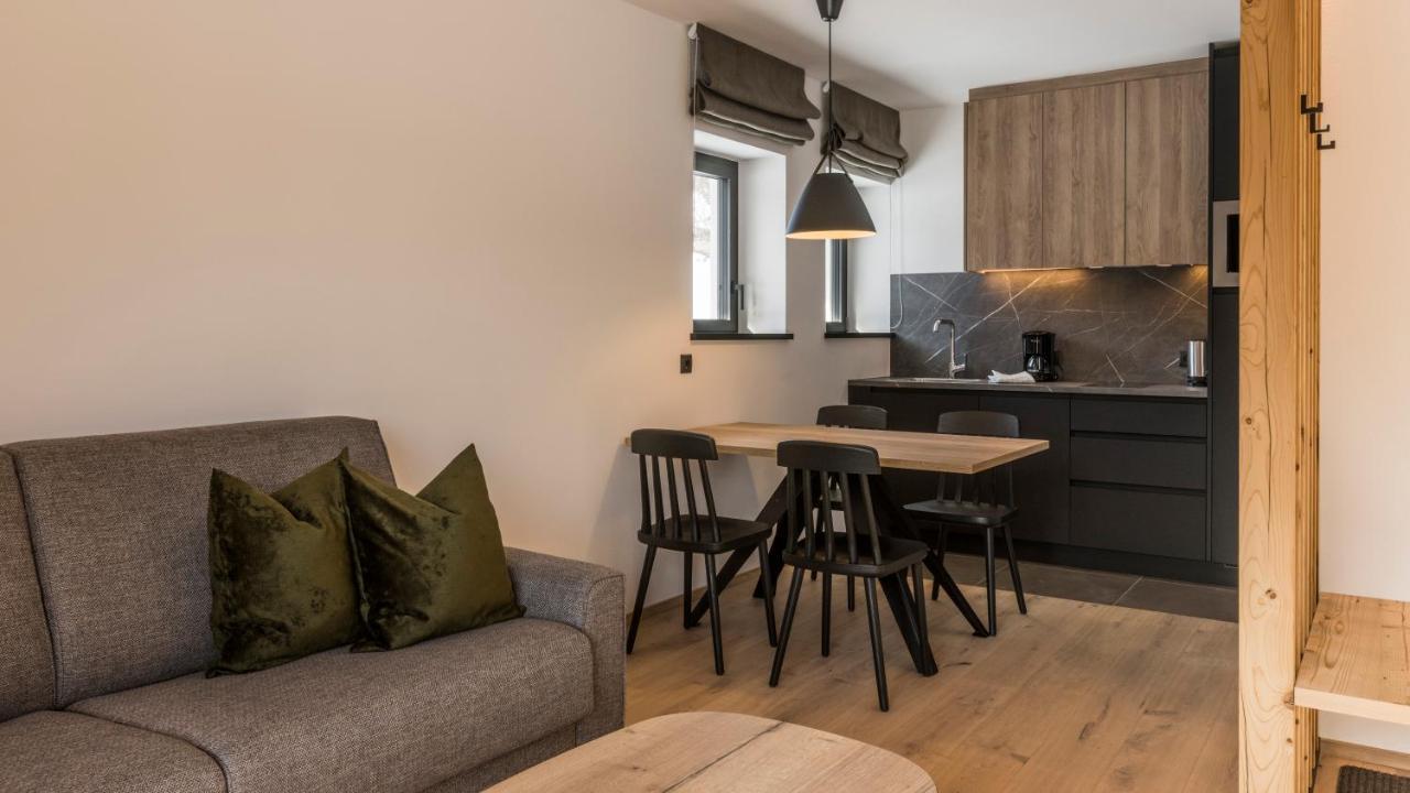 Im Wiesengrund Apartments セスト エクステリア 写真