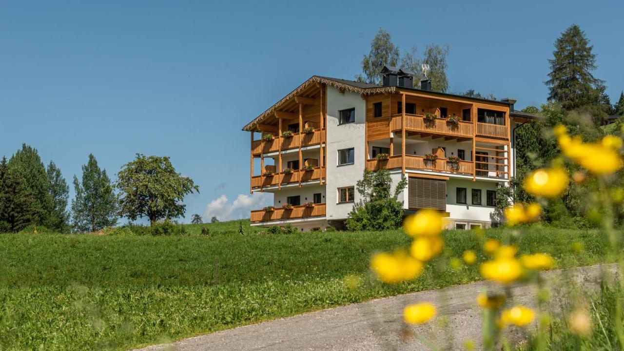 Im Wiesengrund Apartments セスト エクステリア 写真